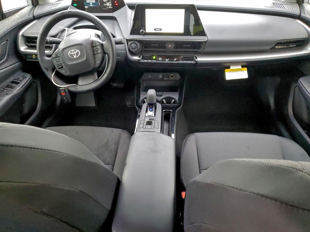 2026 Toyota Prius le