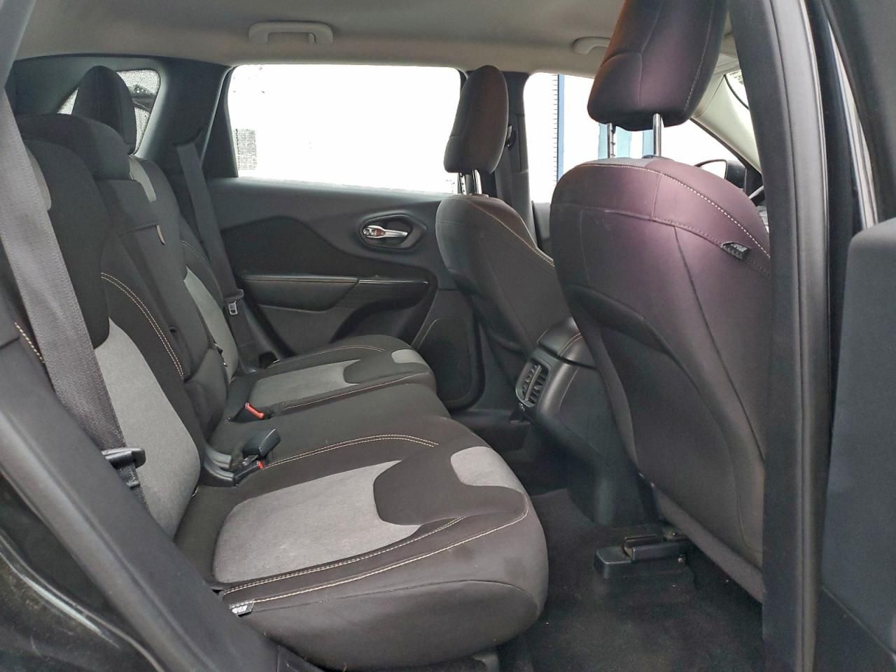 2014 Jeep Cherokee Sport