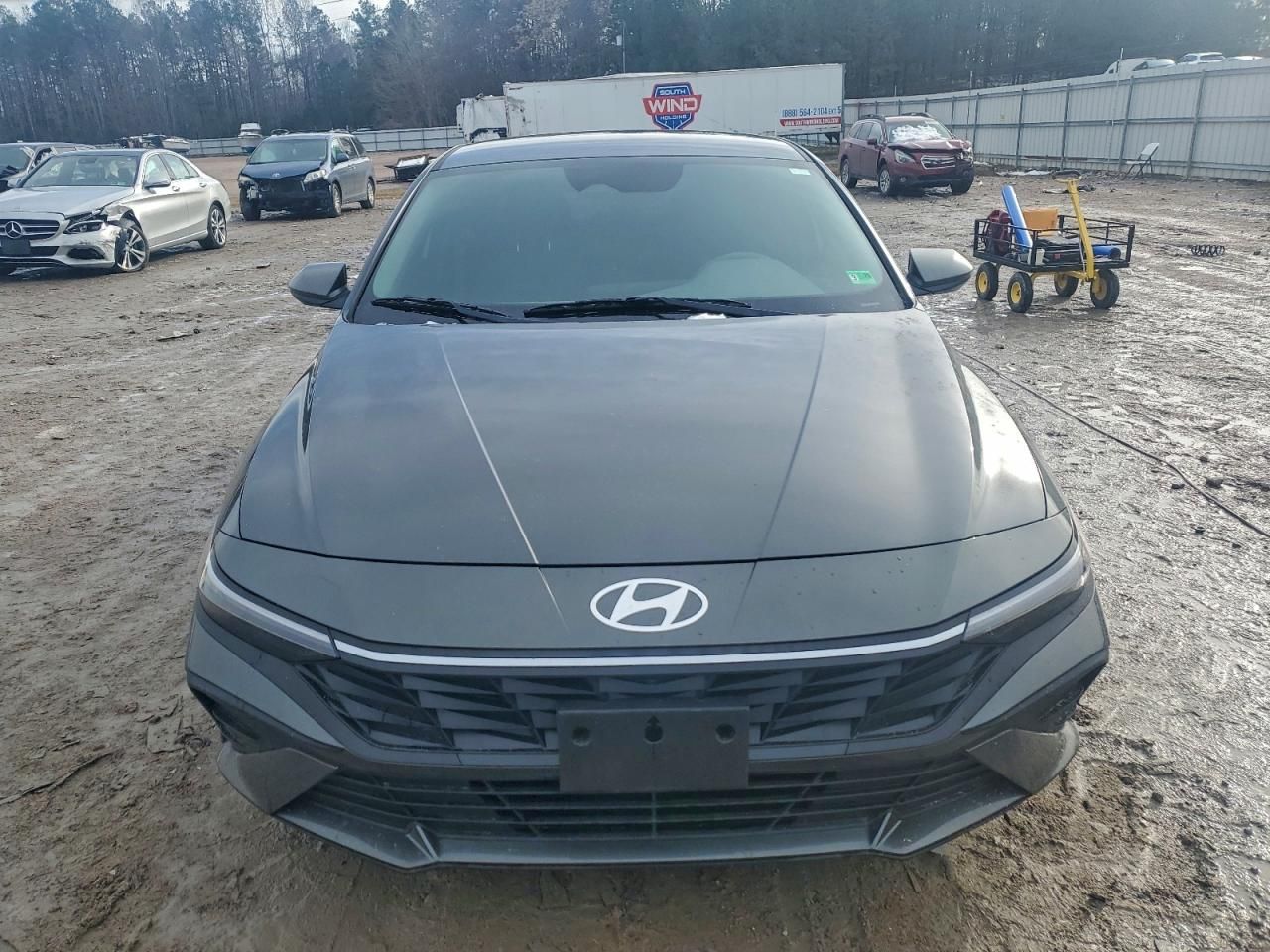2025 Hyundai Elantra se