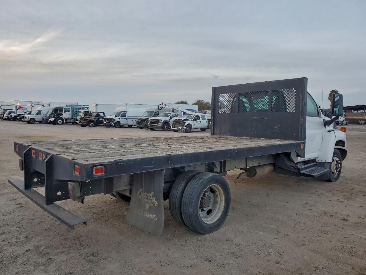 2004 Chevrolet C4500 Flatbed Truck