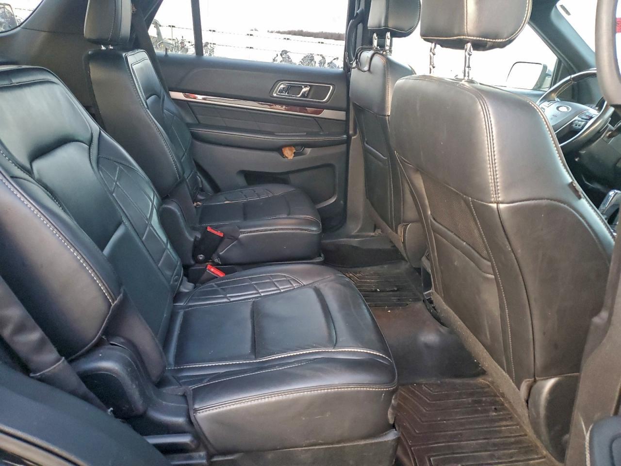 2017 Ford Explorer Platinum