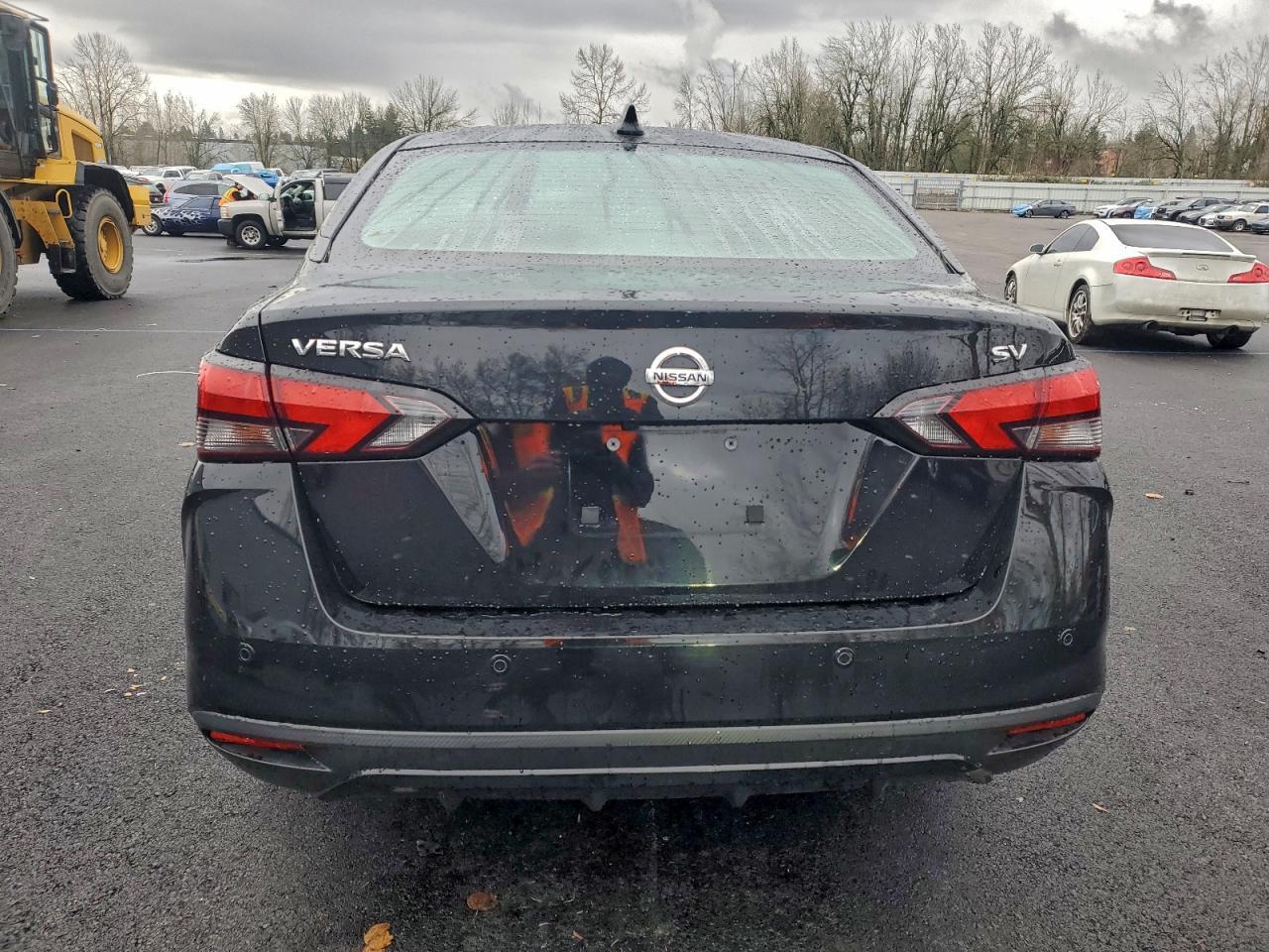 2020 Nissan Versa sv