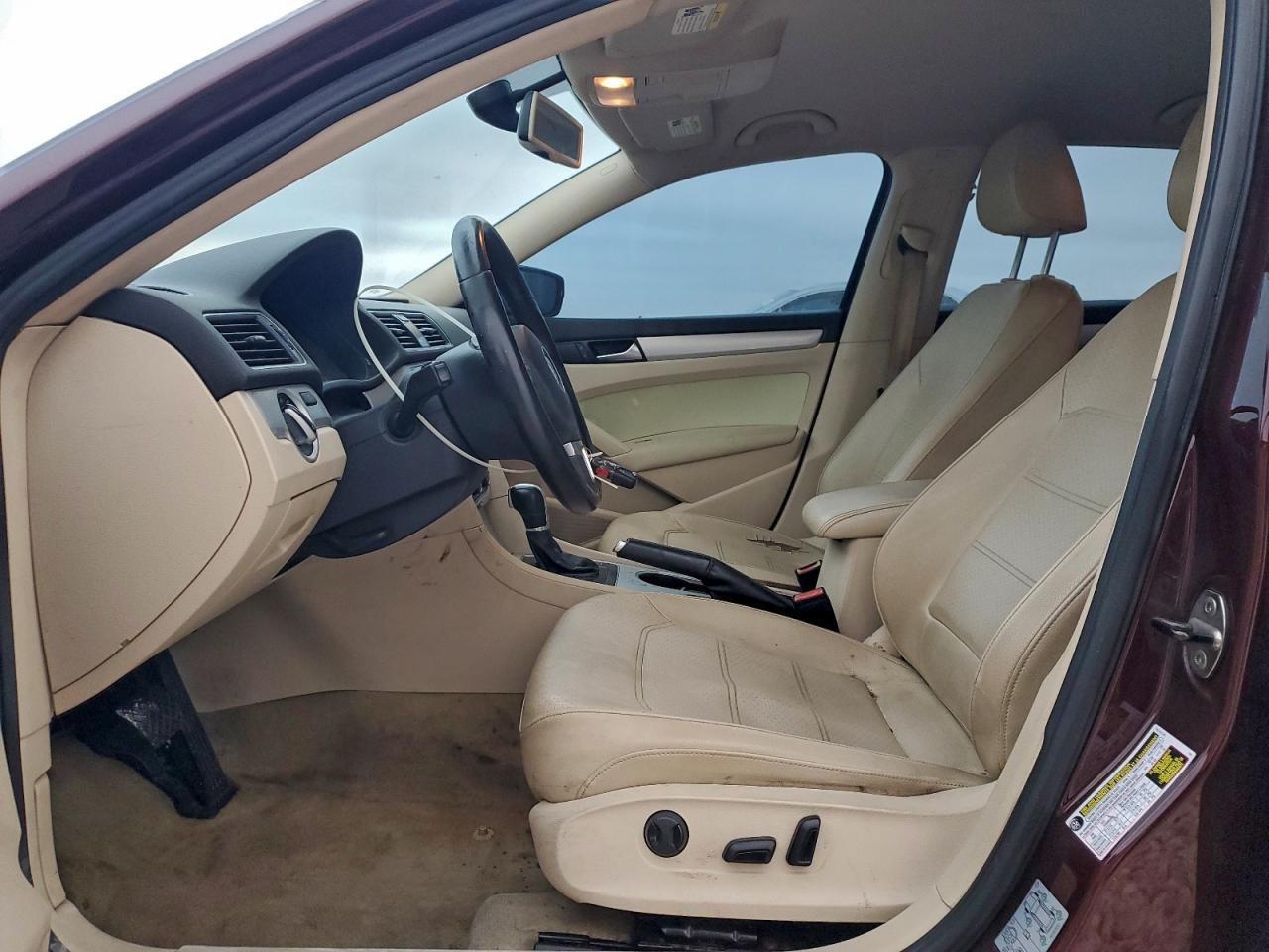 2013 Volkswagen Passat se