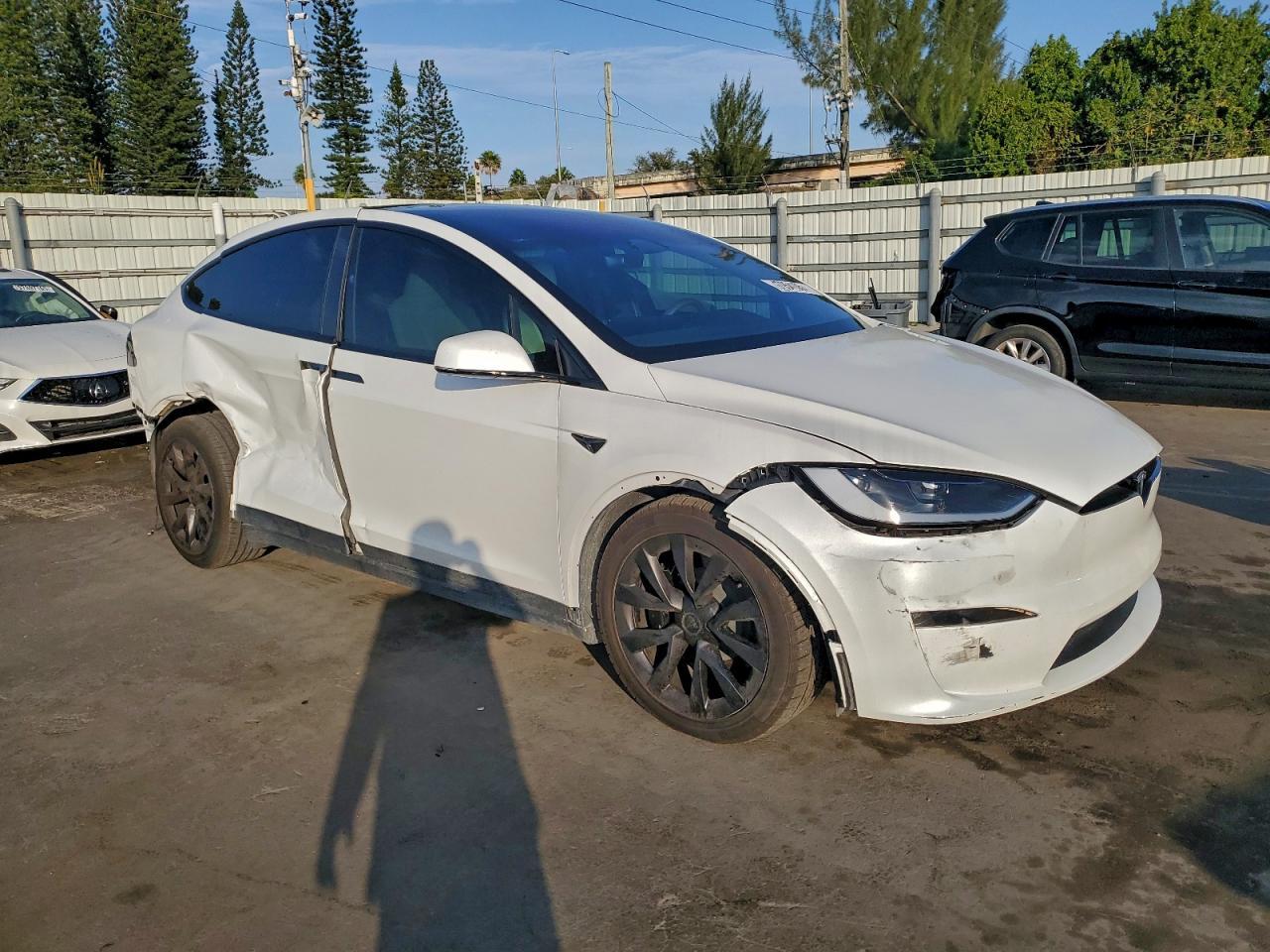 2023 Tesla Model x