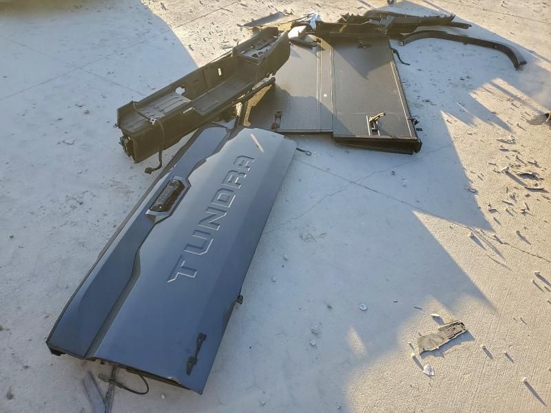 2025 Toyota Tundra Crewmax Limited