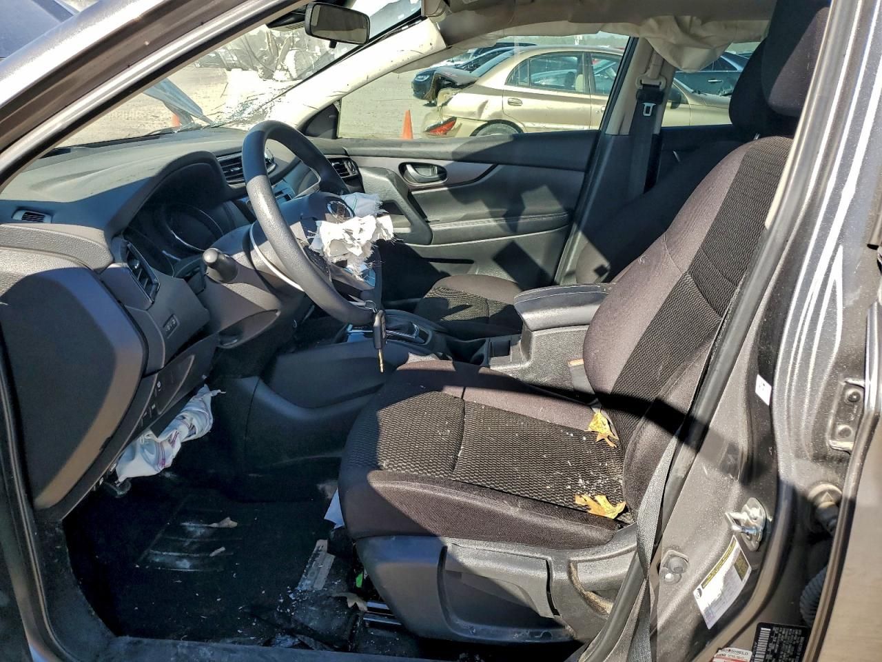 2020 Nissan Rogue Sport s