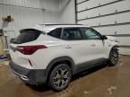 2022 KIA Seltos ex