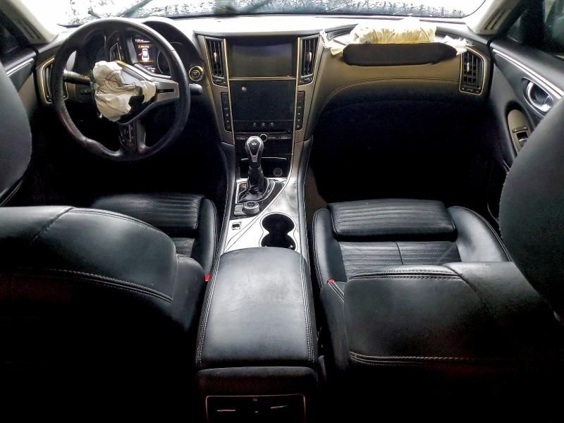 2018 Infiniti Q50 Luxe