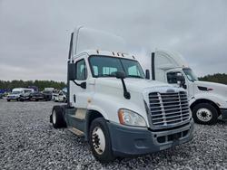 Salvage trucks for sale at Memphis, TN auction: 2015 Freightliner Cascadia Semi Truck
