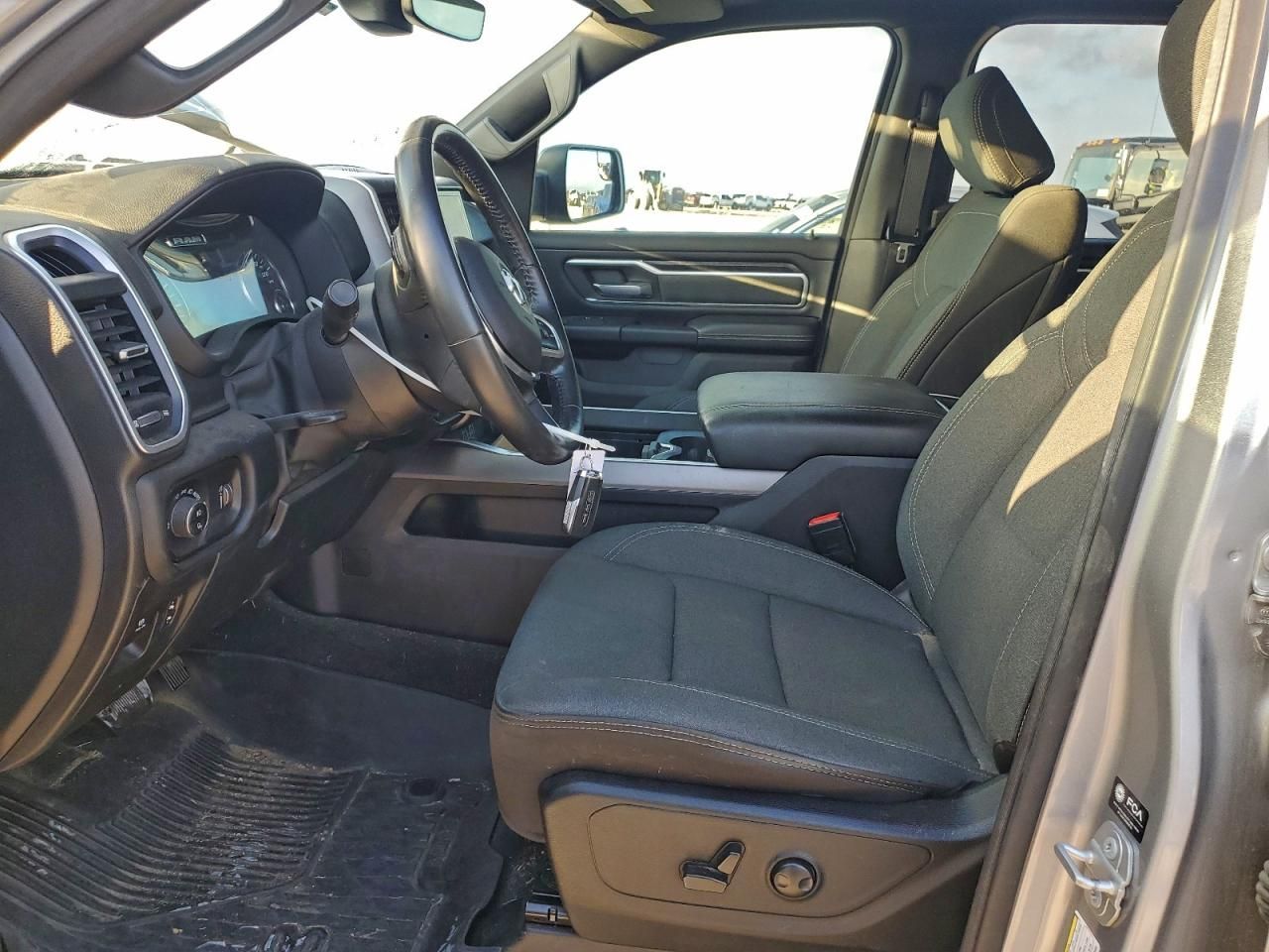 2022 Dodge Ram 1500 big Horn/lone Star