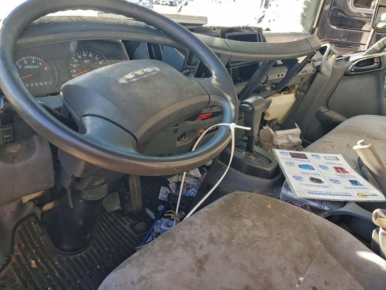 2016 Chevrolet 4500 BOX Truck