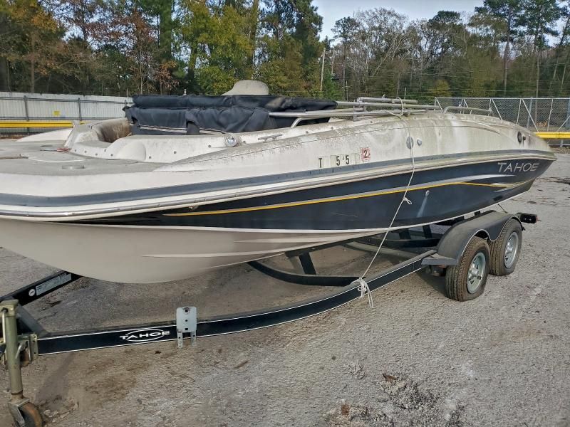 2007 Tracker Boat