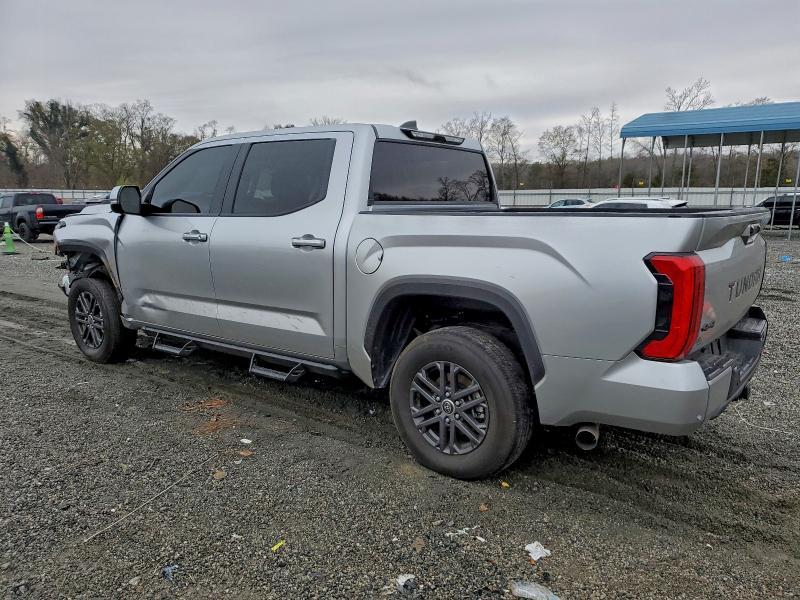 2024 Toyota Tundra Crewmax sr