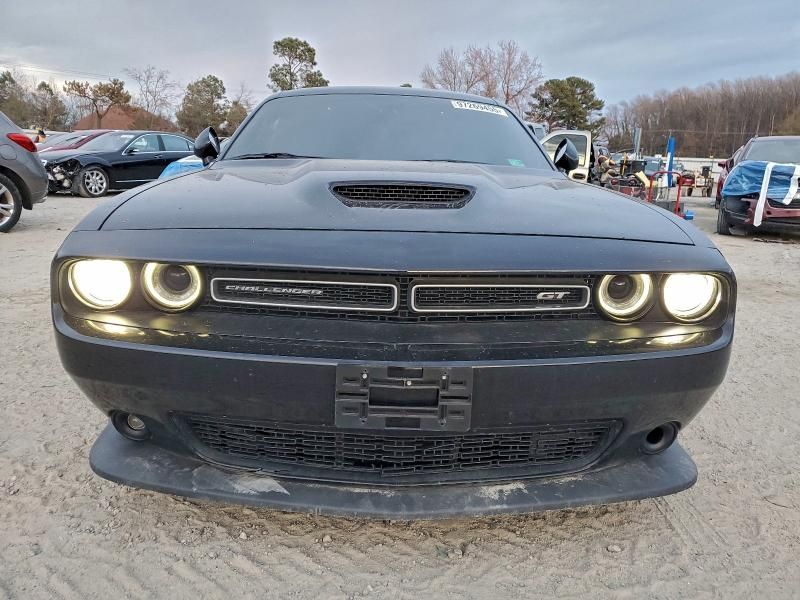 2021 Dodge Challenger gt