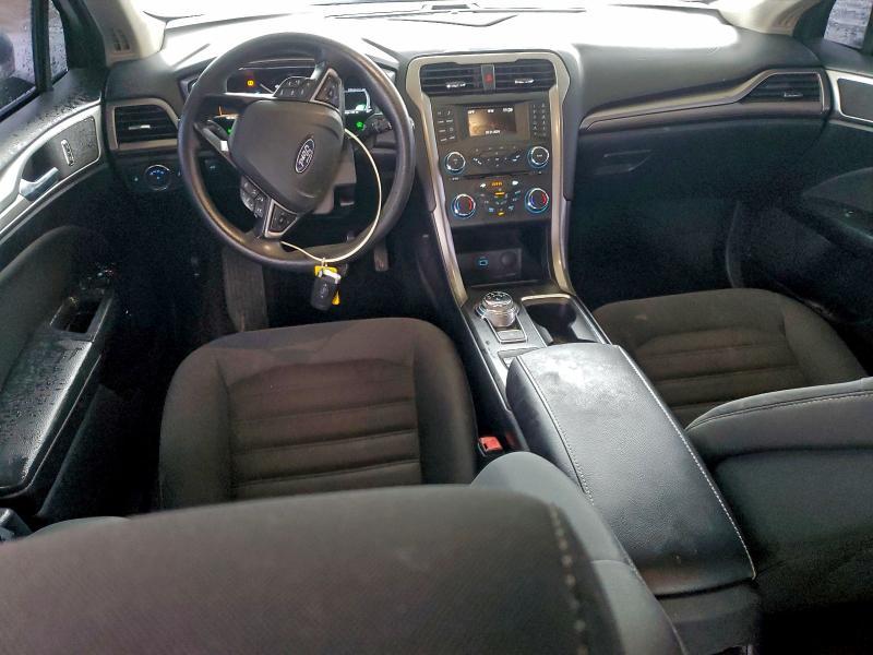 2018 Ford Fusion se Hybrid