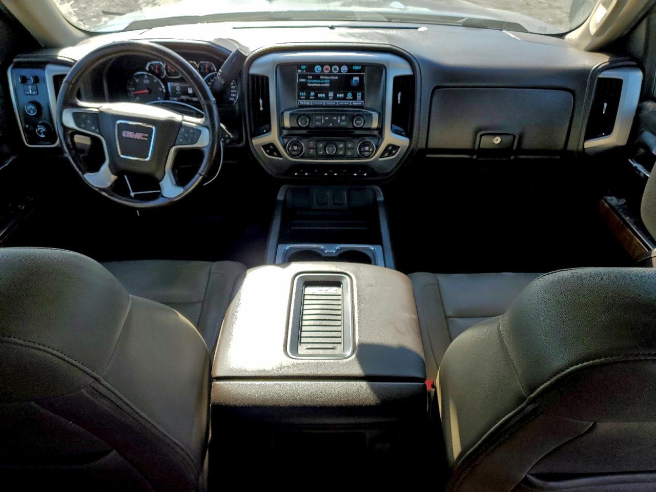 2017 GMC Sierra K1500 slt