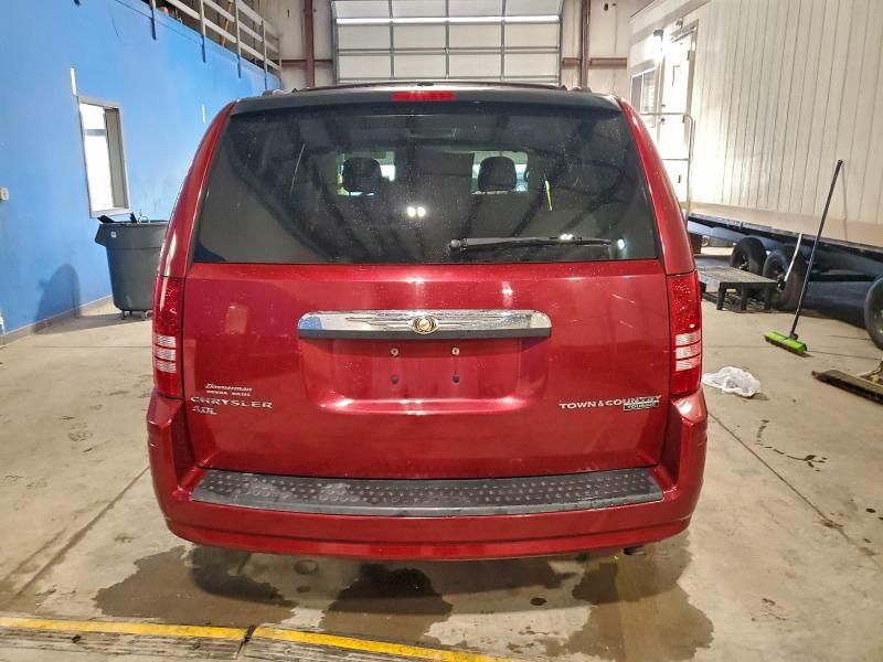 2010 Chrysler Town & Country Touring