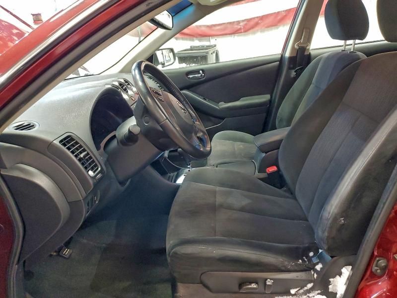 2010 Nissan Altima Base