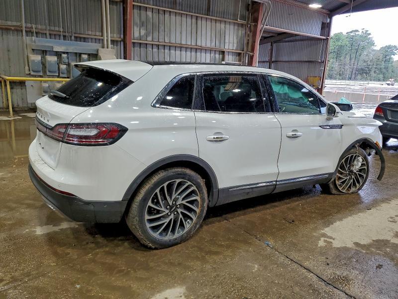 2020 Lincoln Nautilus Reserve