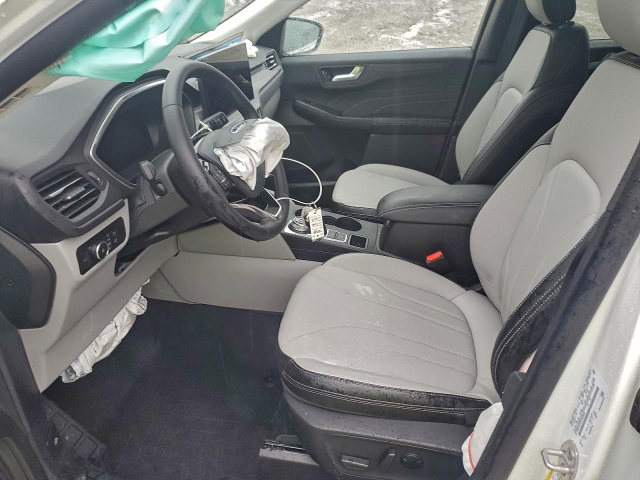 2025 Ford Escape Platinum