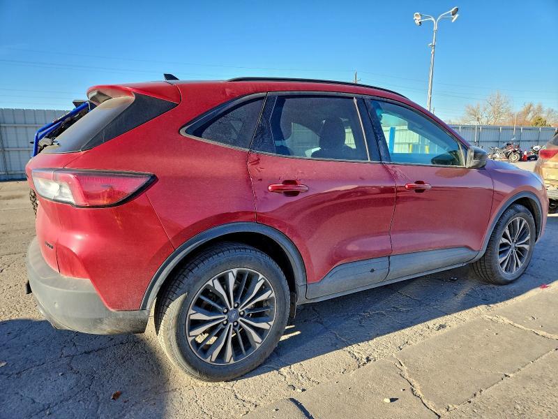 2022 Ford Escape sel