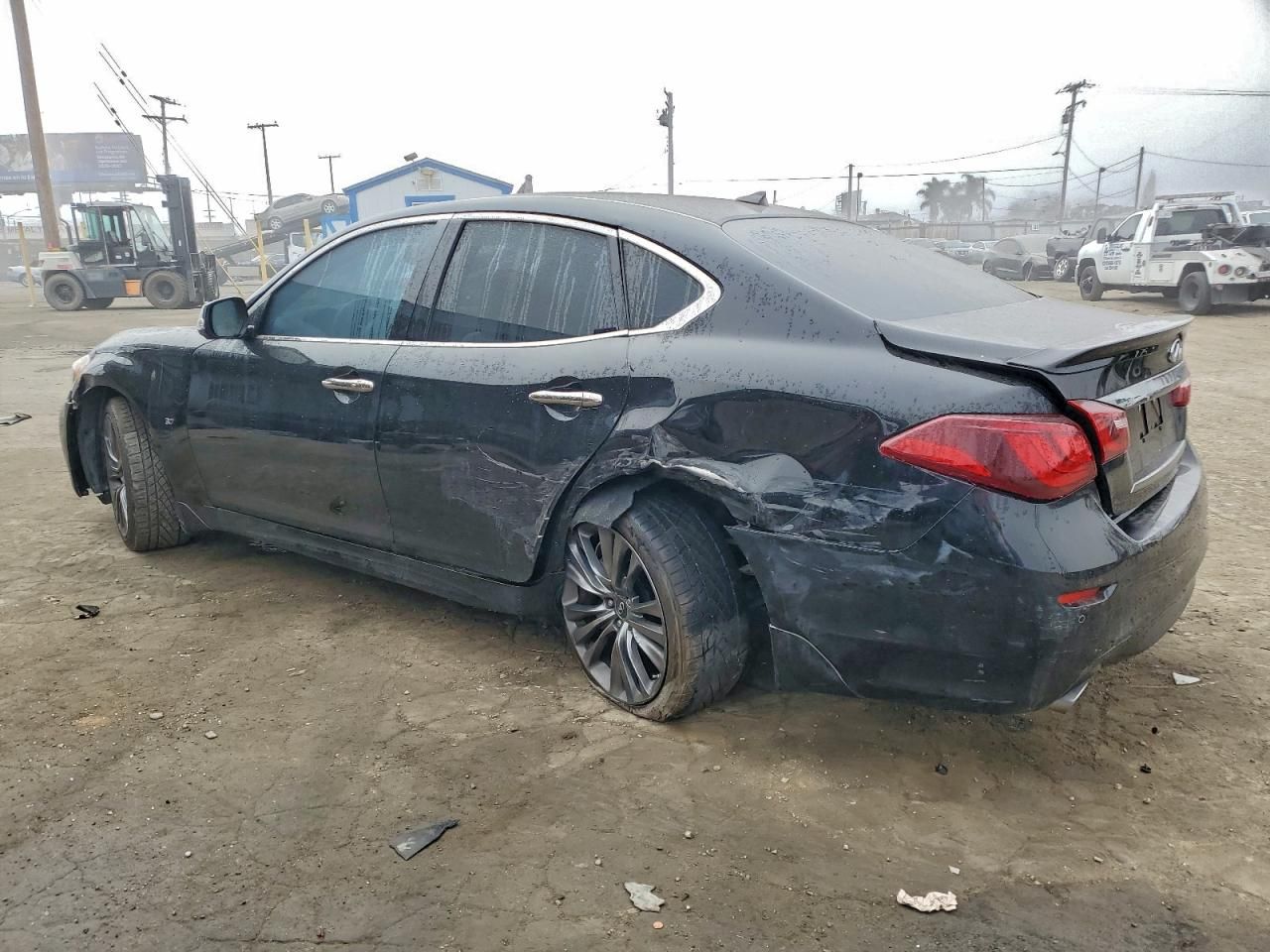 2017 Infiniti Q70 3.7