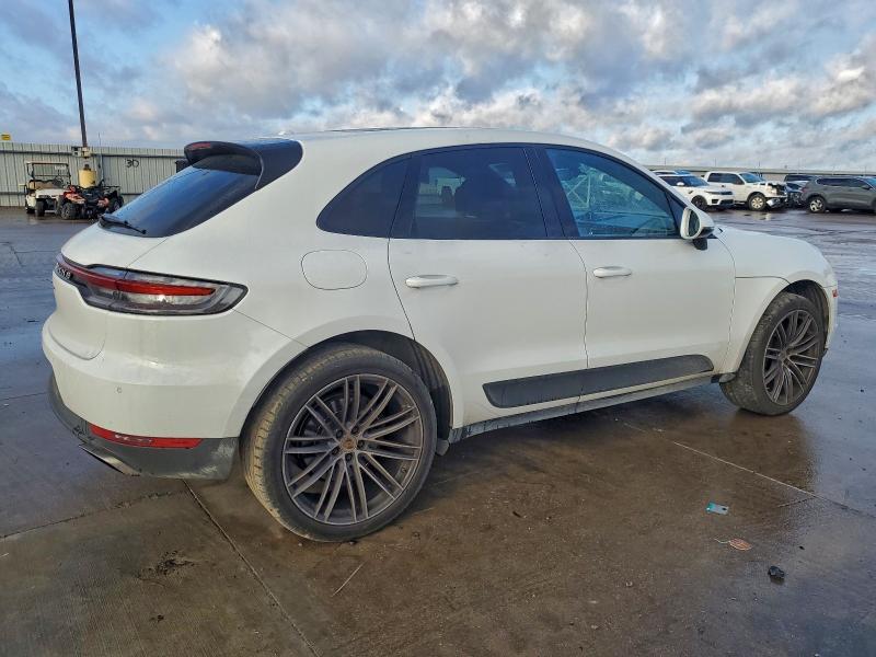 2020 Porsche Macan