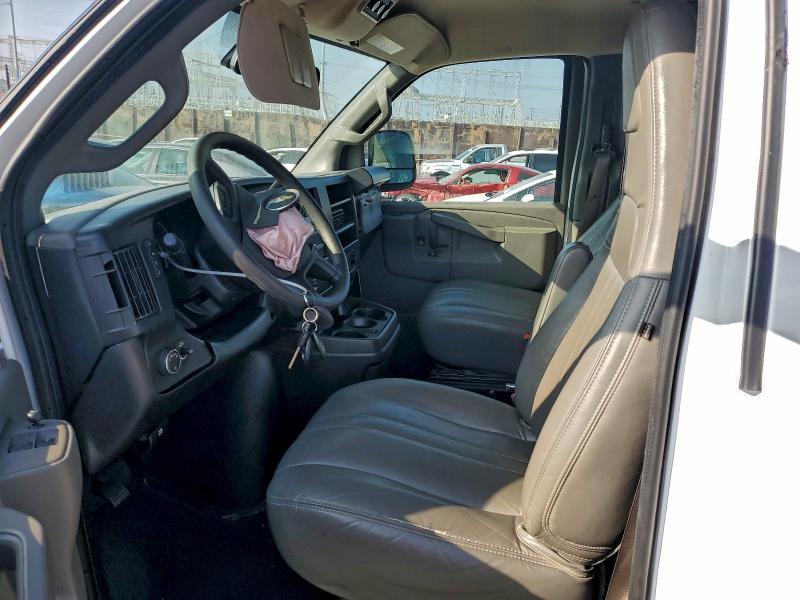 2024 Chevrolet Express G3500 LT
