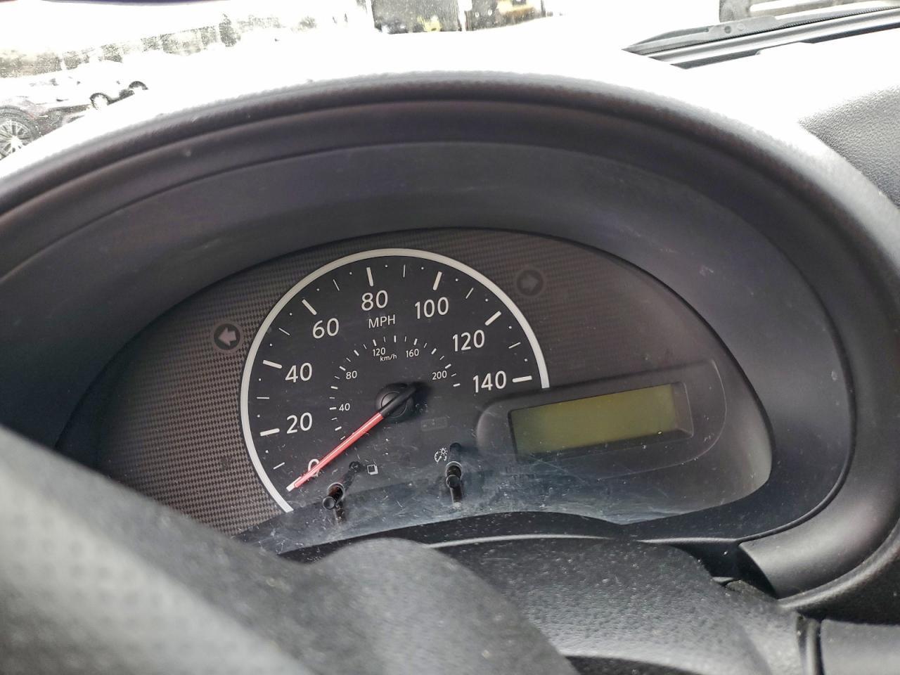 2012 Nissan Versa s