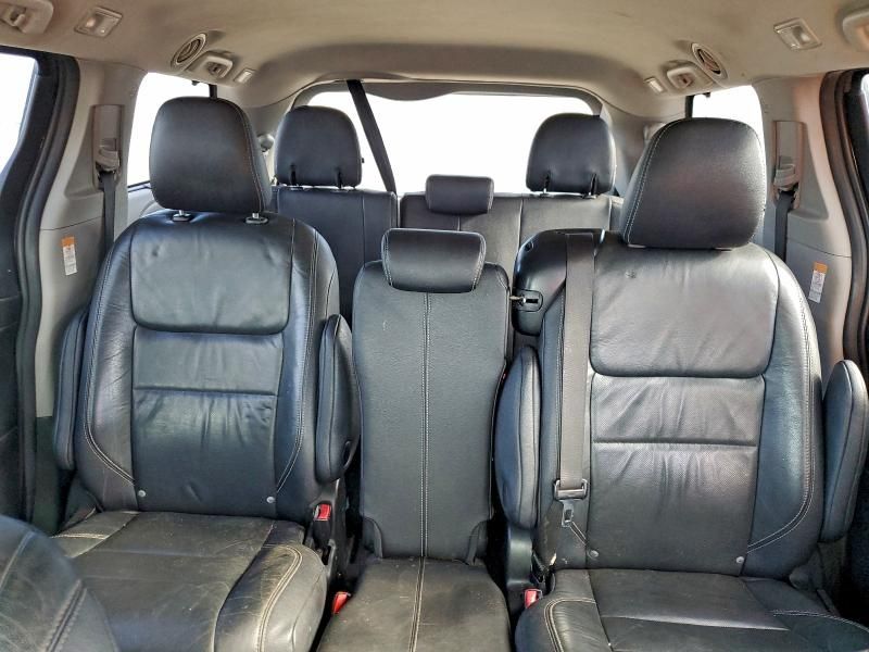 2017 Toyota Sienna se