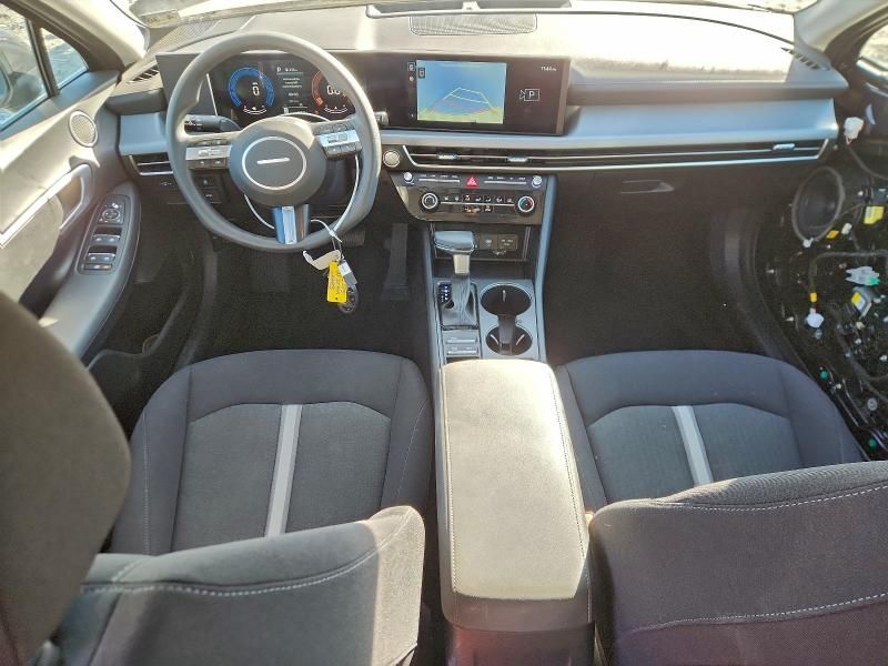 2025 Hyundai Sonata se