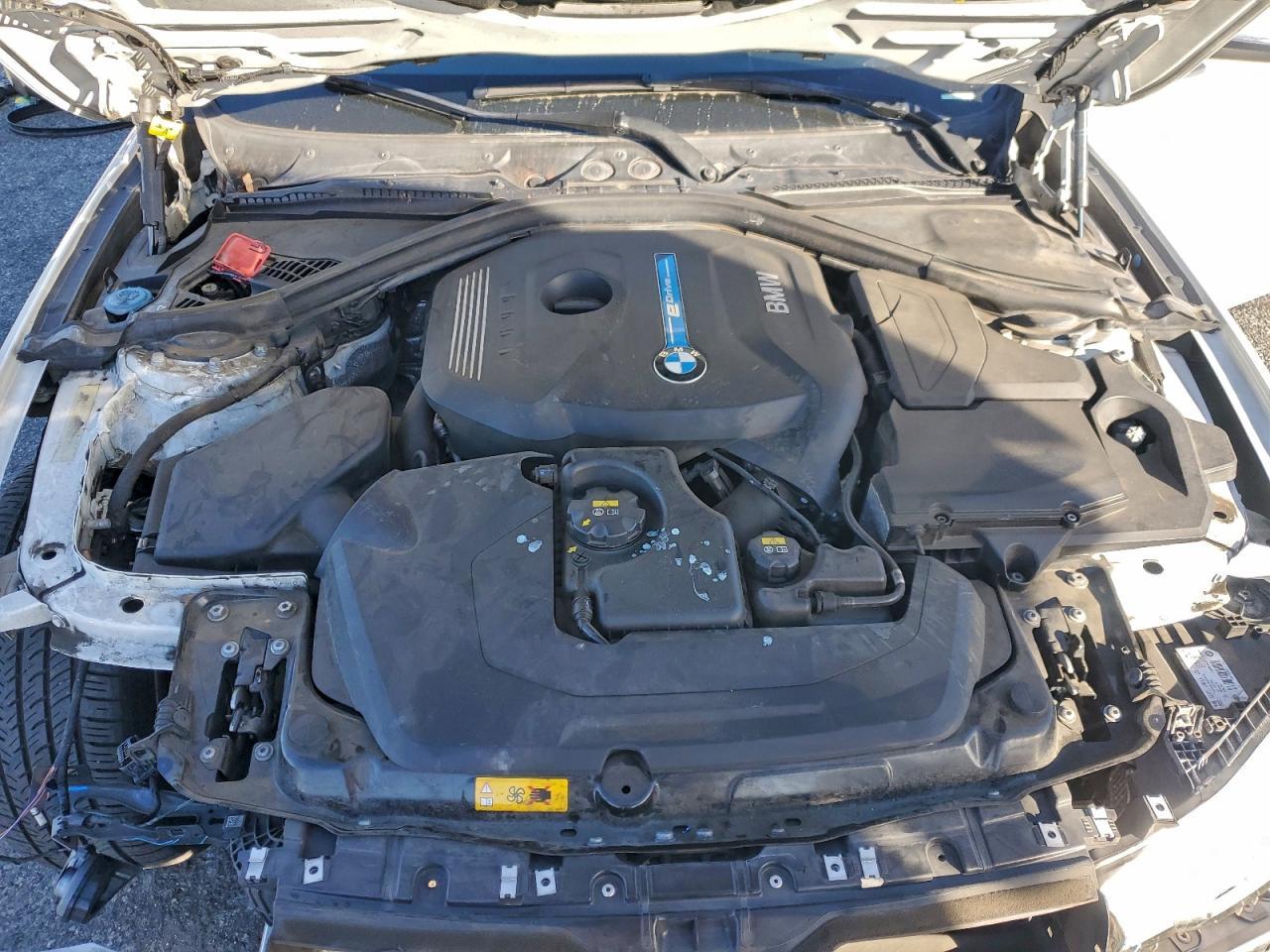 2018 BMW 330e
