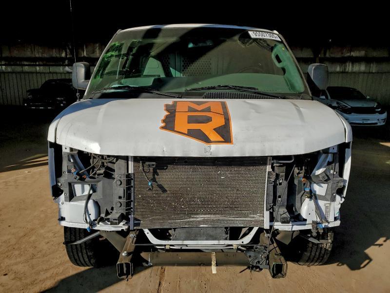 2023 Chevrolet Express G2500