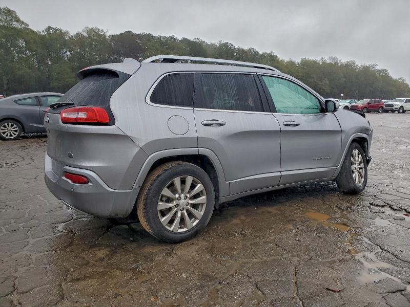 2017 Jeep Cherokee Overland