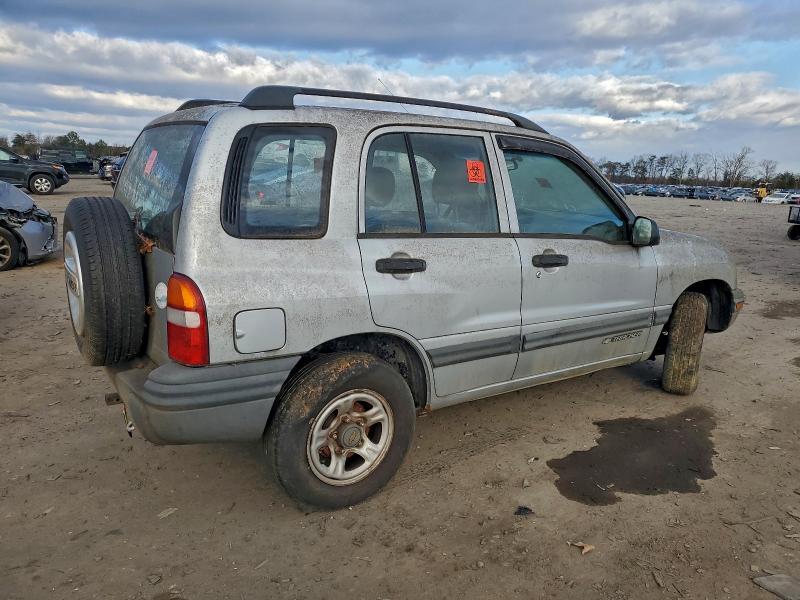 2000 Chevrolet Tracker