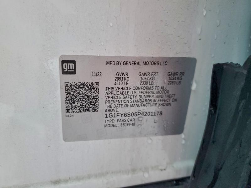 2023 Chevrolet Bolt euv lt