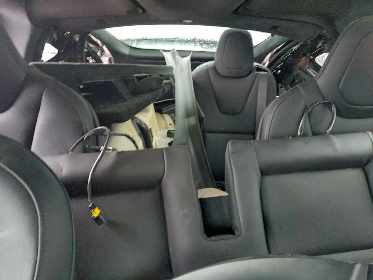 2022 Tesla Model x