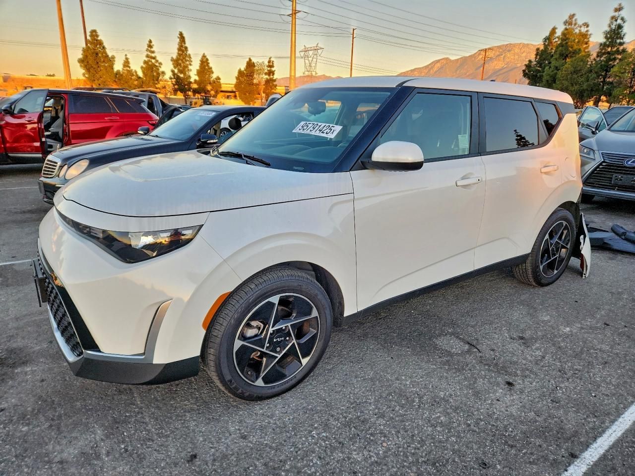 2024 KIA Soul ex