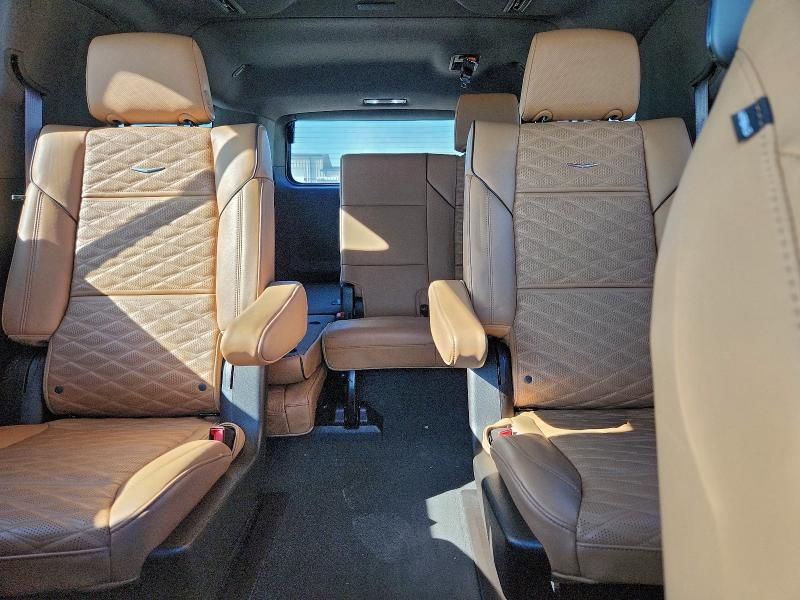 2023 Cadillac Escalade esv Premium Luxury