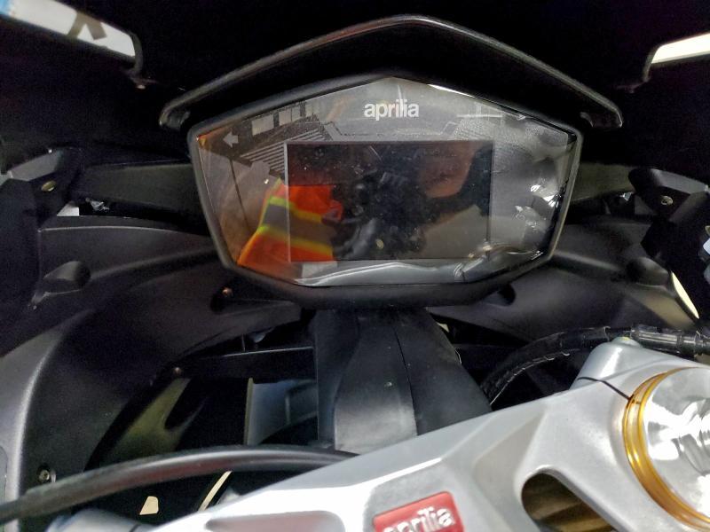 2021 Aprilia RS 660