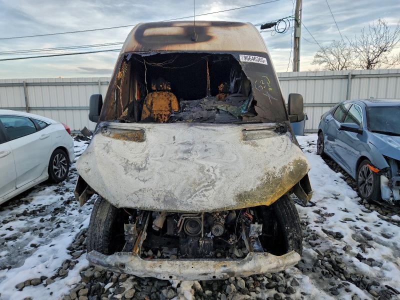 2023 Mercedes-Benz Sprinter 2