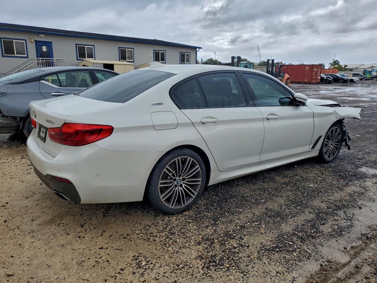 2019 BMW 530e