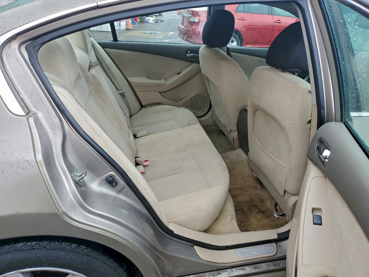 2012 Nissan Altima Base