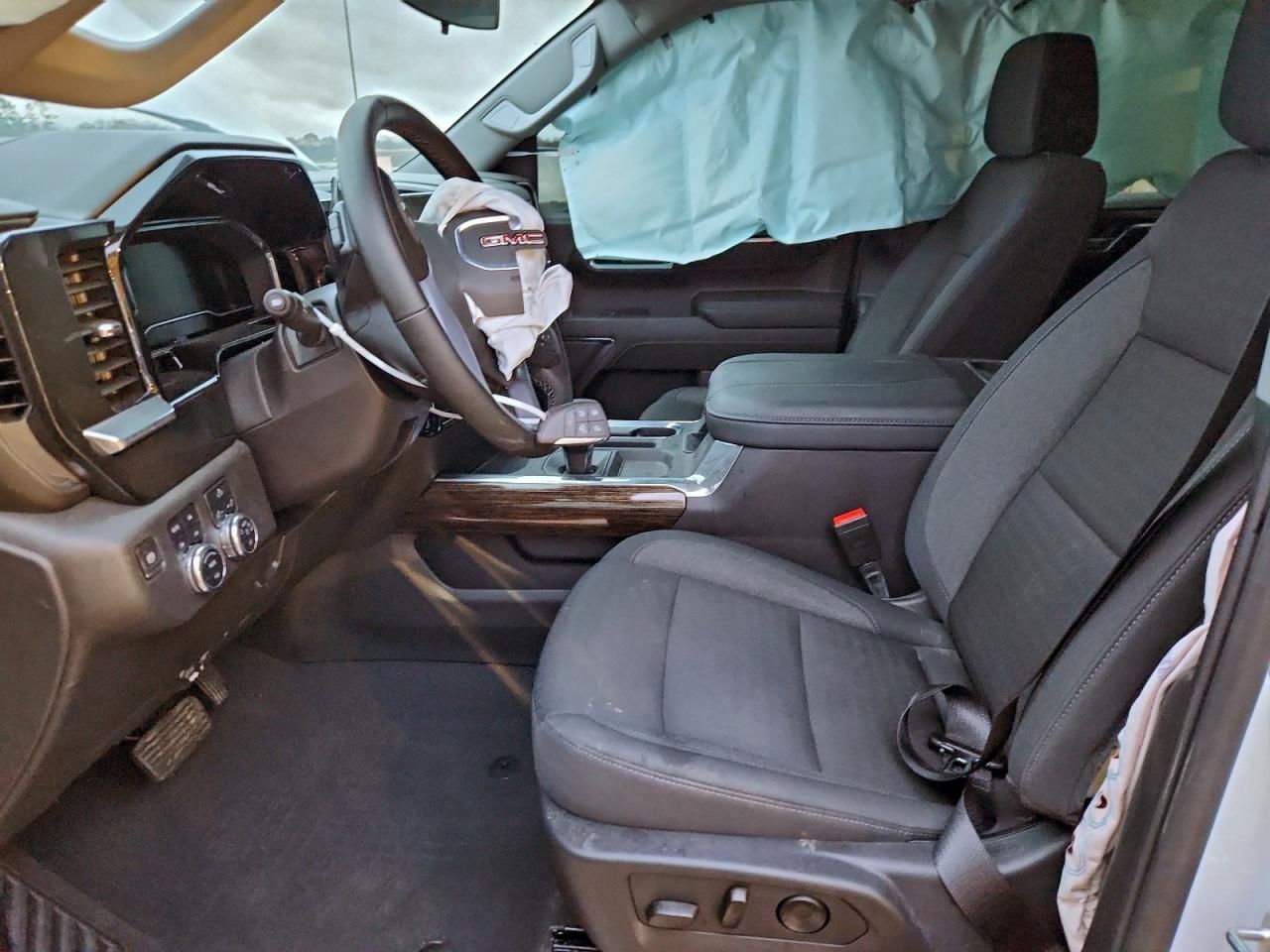 2024 GMC Sierra K1500 Elevation