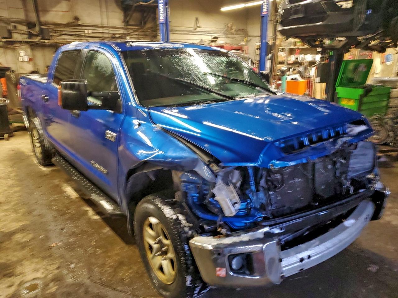 2017 Toyota Tundra Crewmax SR5