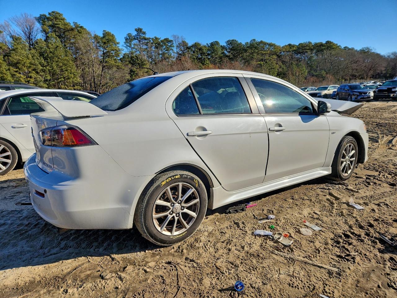 2016 Mitsubishi Lancer es