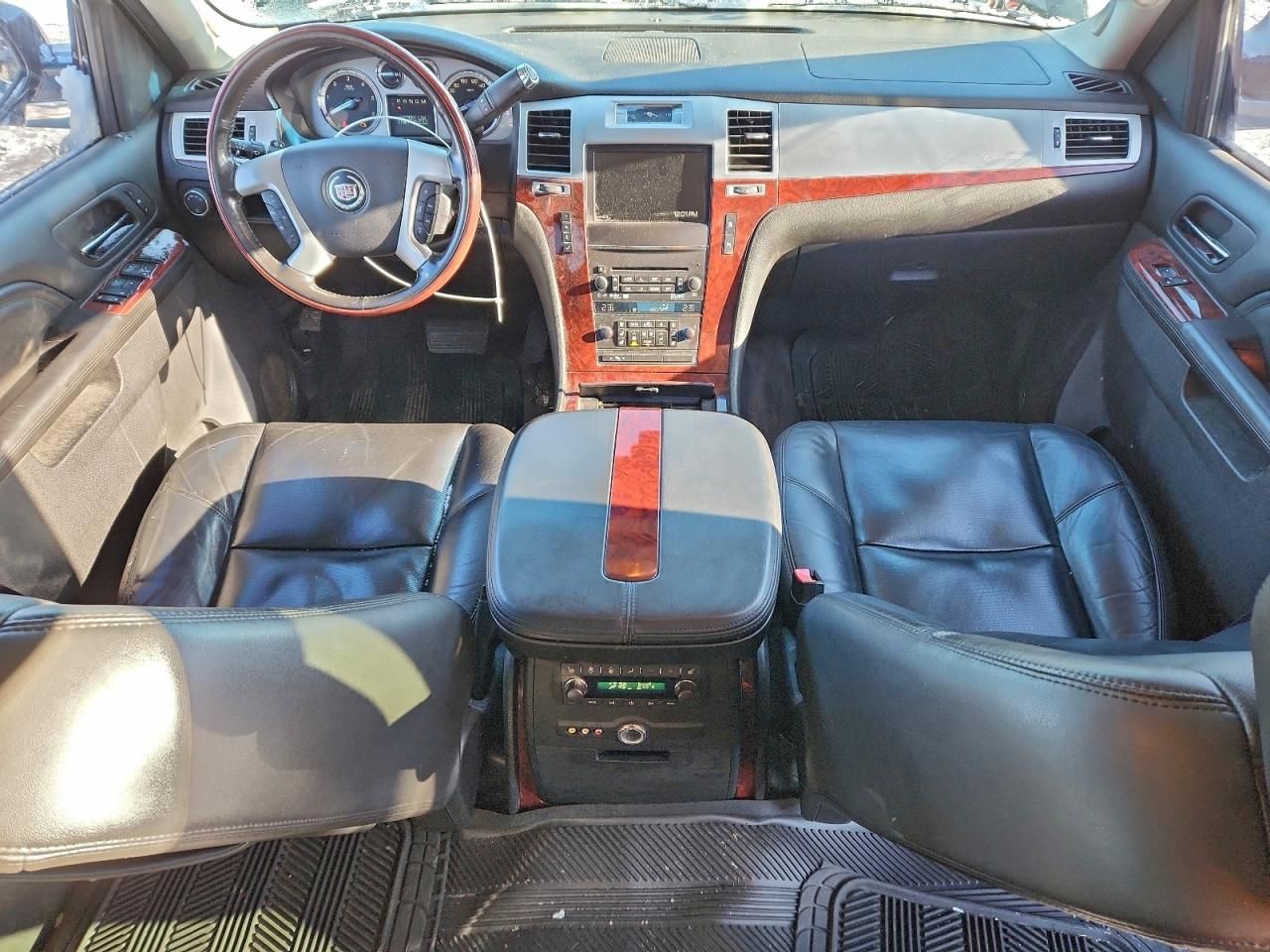 2011 Cadillac Escalade Luxury