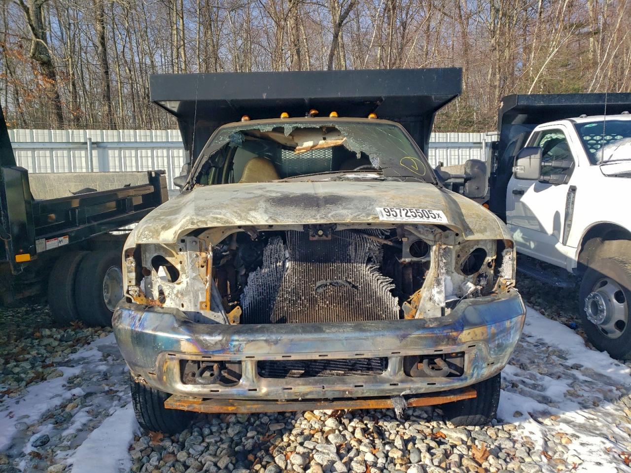 2001 Ford F450 Super Duty Dump Truck