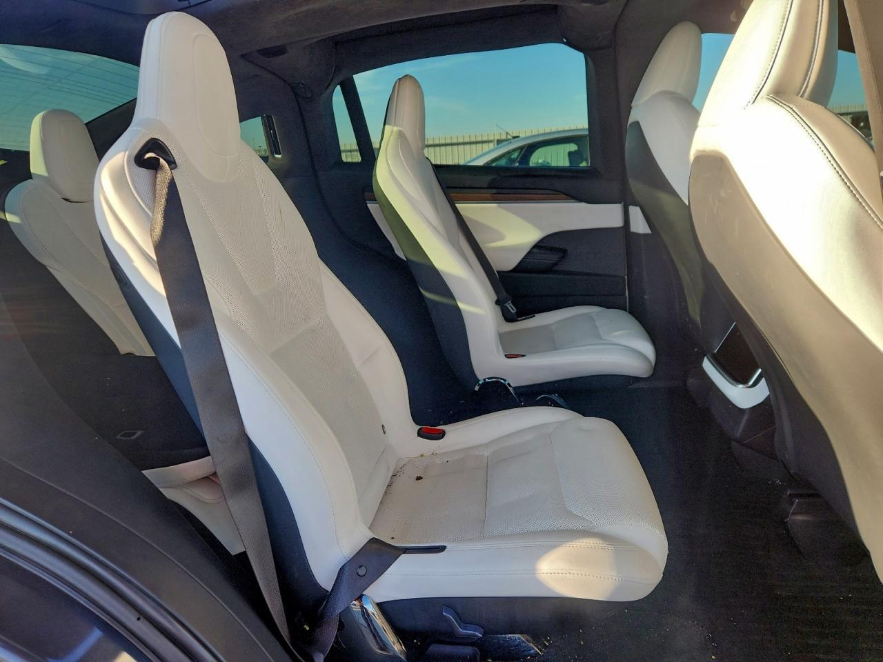 2023 Tesla Model x
