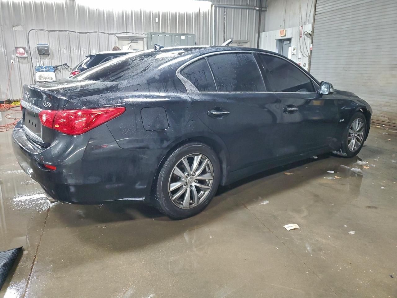 2017 Infiniti Q50 Premium